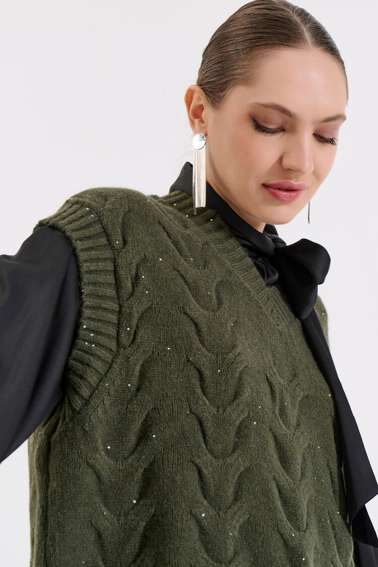 Knitted V-Neck Vest - Chaki O/S