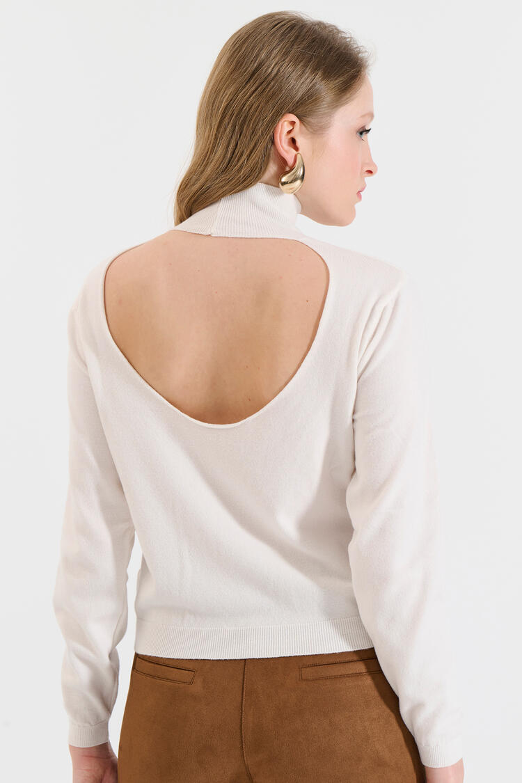 Knitted Top with High Neck and Open Back - Vanilla O/S
