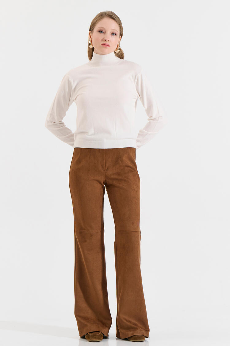 Knitted Top with High Neck and Open Back - Vanilla O/S