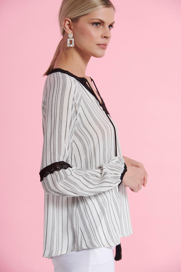 Blouse in a combination of fabrics with embroidery - Black S