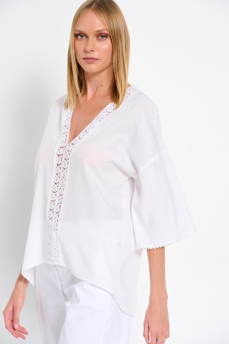 Blouse with embroidery design - WHITE S