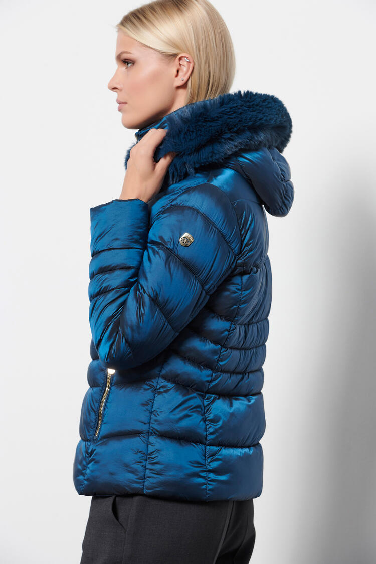 Quilted jacket with ecological fur - Blue S
