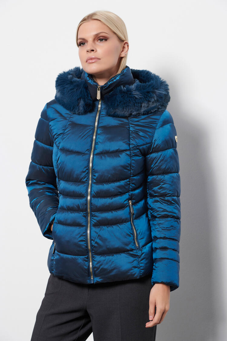 Quilted jacket with ecological fur - Blue S