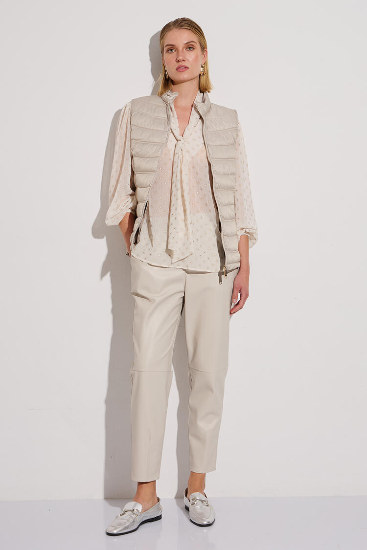 Sleeveless quilted jacket - Beige M
