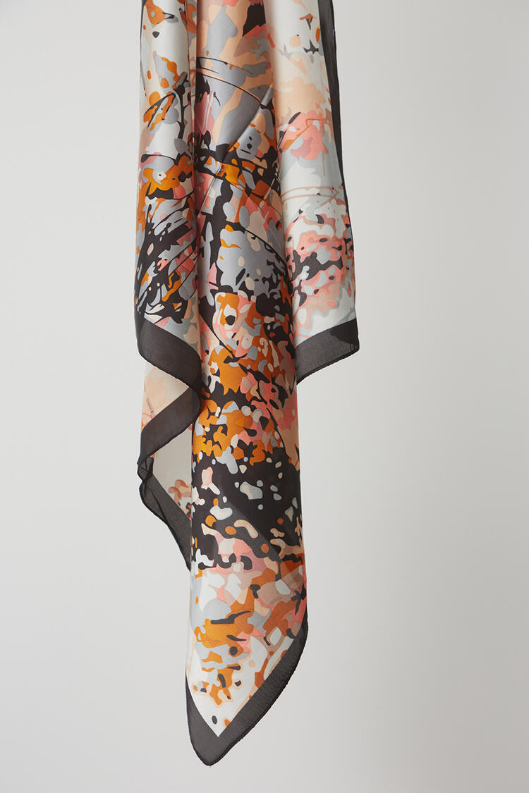Patterned satin scarf - Black O/S