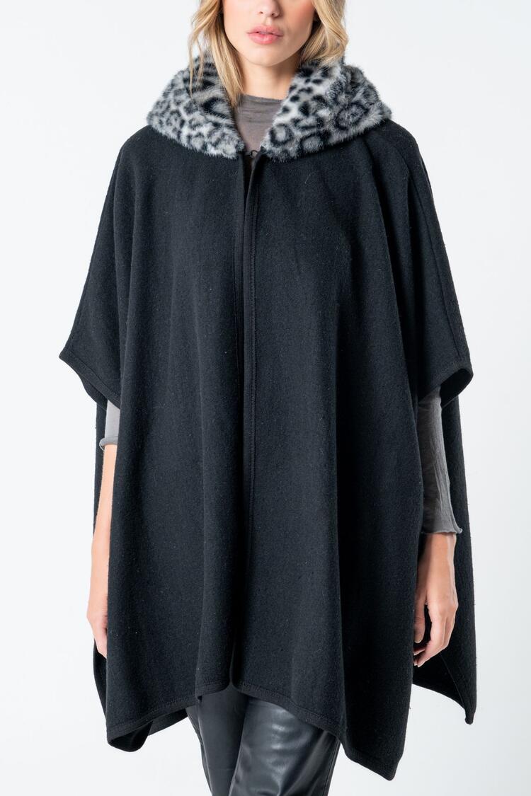 Women’s Cape with Hood and Faux Fur - Black O/S