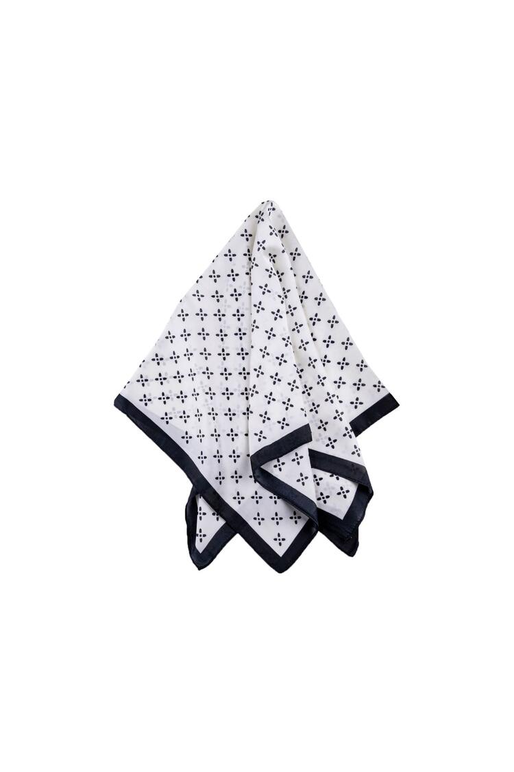 Printed Scarf - White O/S