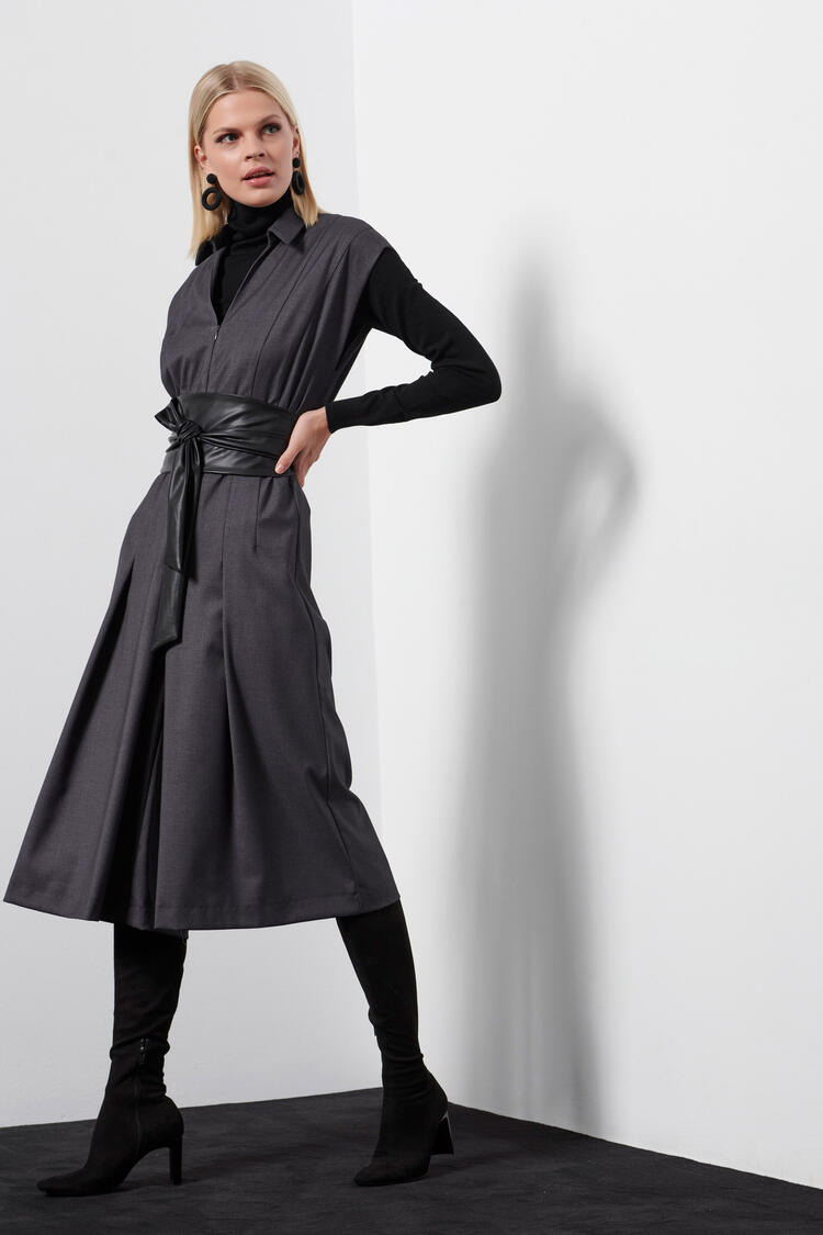 Cropped full body suit with belt - Grey S