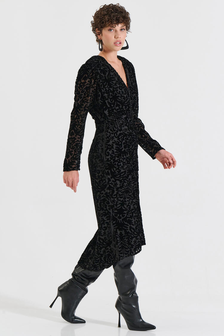 Velvet Dress with Textured Pattern & Front Ruching - Black M