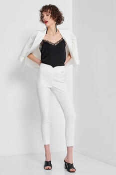Pants with V cut - WHITE S