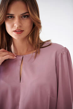 Satin blouse with opening - Violet L