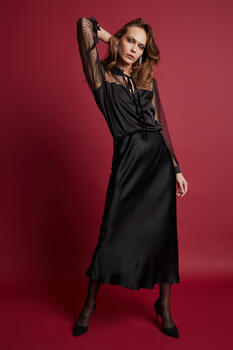 Blouse with a combination of fabrics - Black S