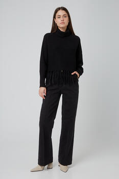 Knitted turtleneck with fringe trim - Black O/S