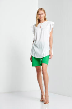 Short sleeve blouse with embroidery - White S